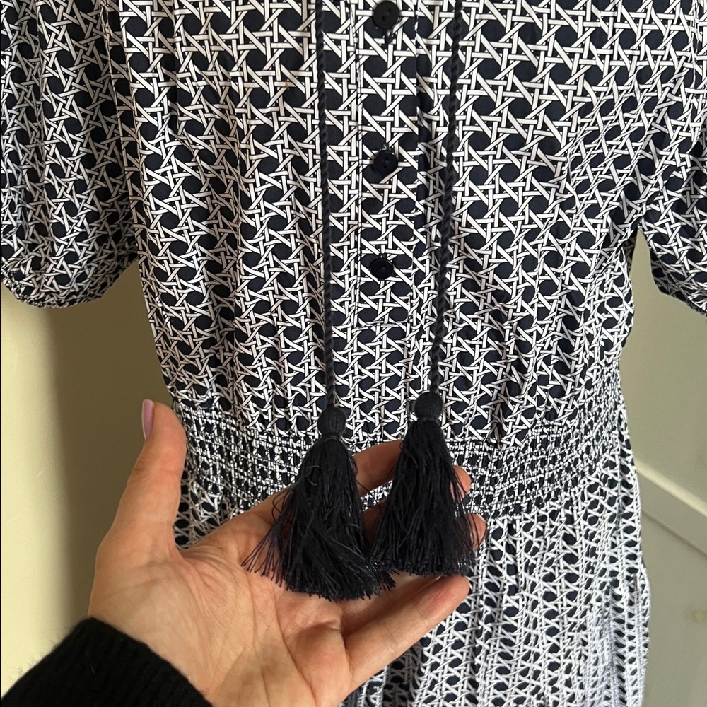 Chico’s Poplin Basket Weave Maxi Dress Smocked Tassel Blue White Chicos Size 3 - Picture 7 of 13